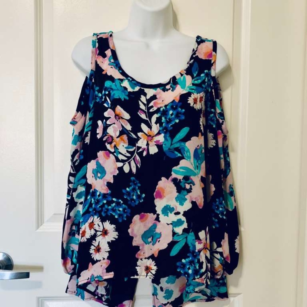Floral Long Sleeve High Low Cold Shoulder Women’s Blouse Size Large